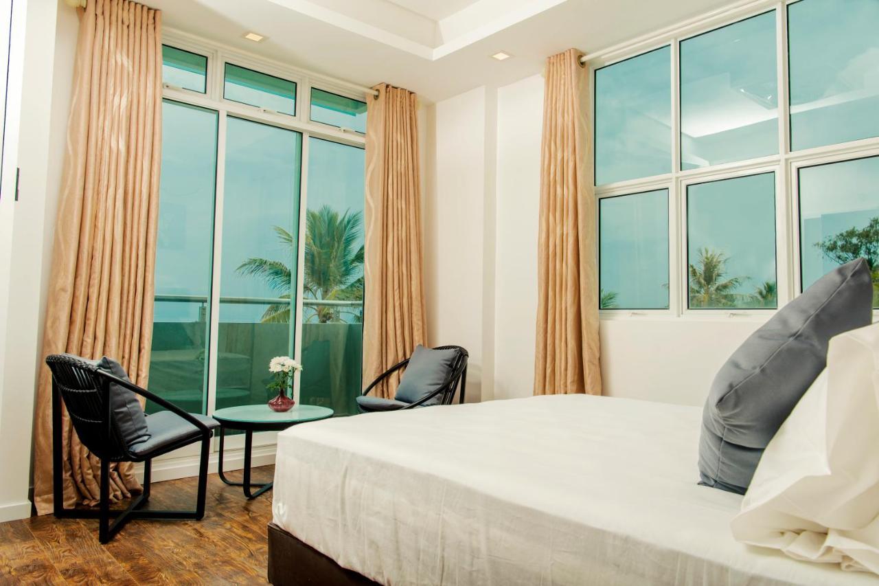 Acacia Beach Hotel Hulhumalé Extérieur photo